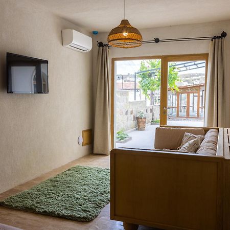 Cappadocia Naif Hotel - Adults Only เกอเรเม ภายนอก รูปภาพ