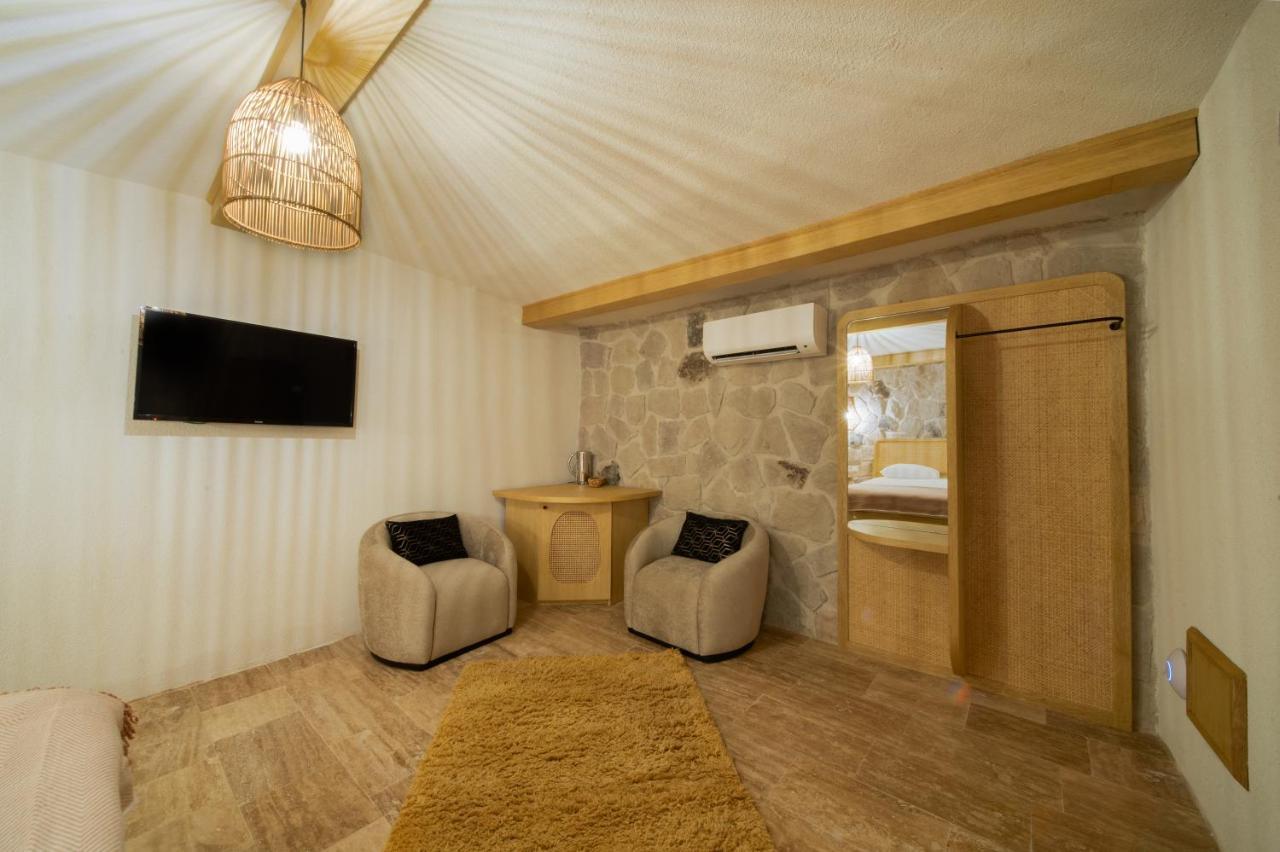 Cappadocia Naif Hotel - Adults Only เกอเรเม ภายนอก รูปภาพ